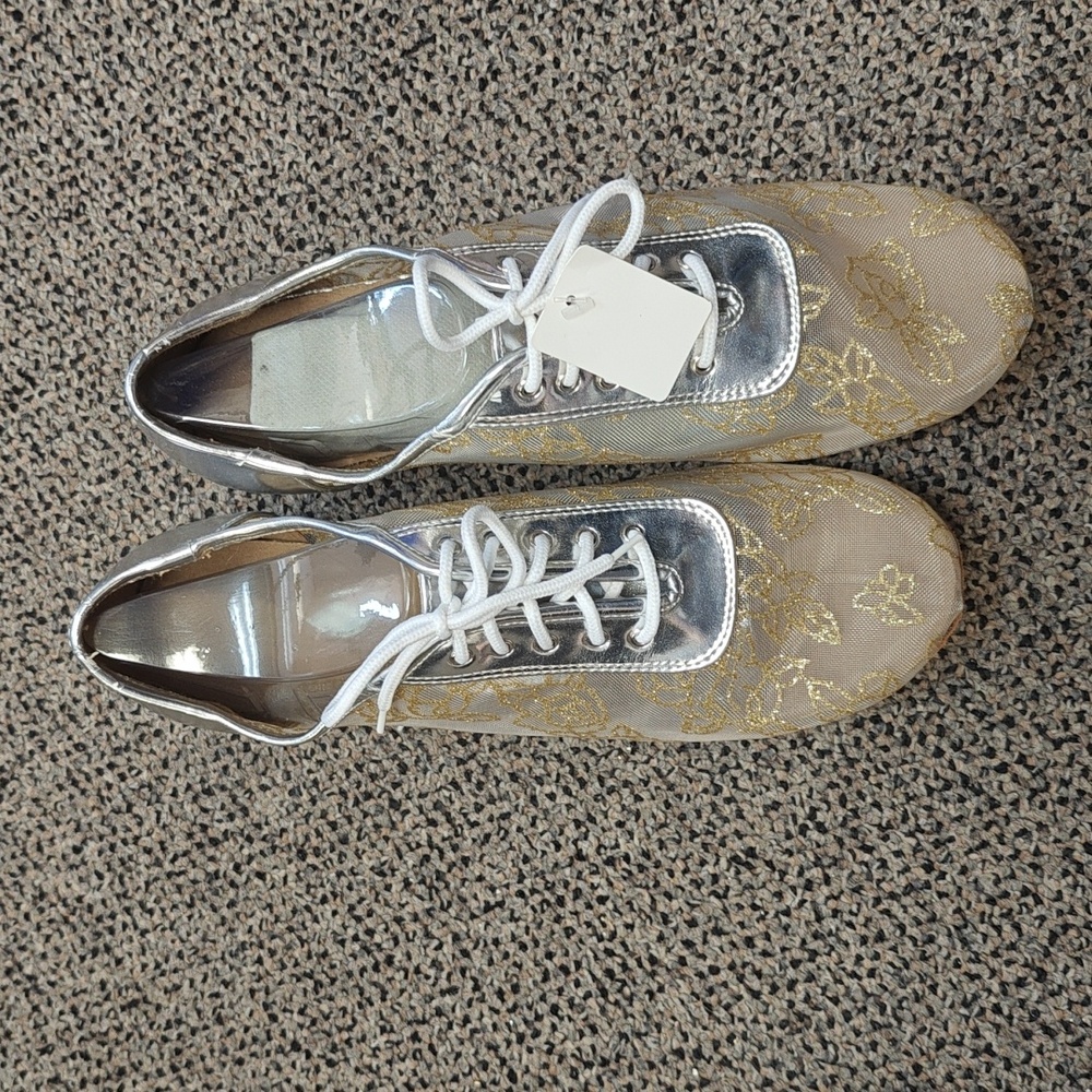 Very fine practice Dance shoe